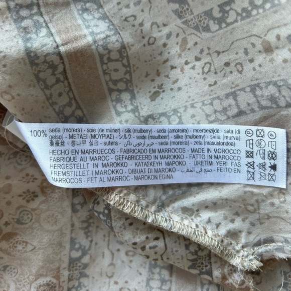 Printed silk shirt - Picture 9 of 9